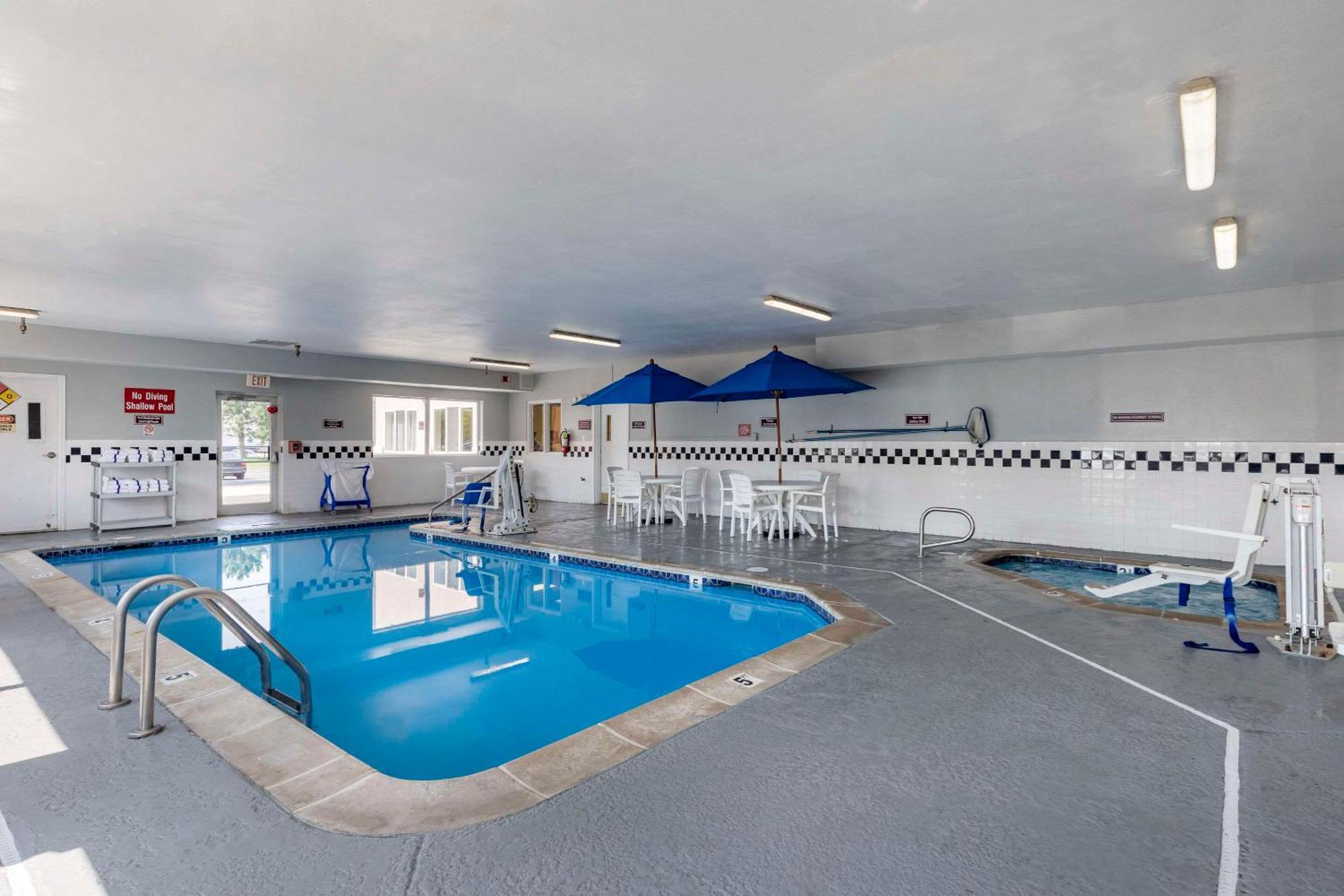 Quality Inn & Suites Denver Airport - Gateway Park Aurora Εξωτερικό φωτογραφία